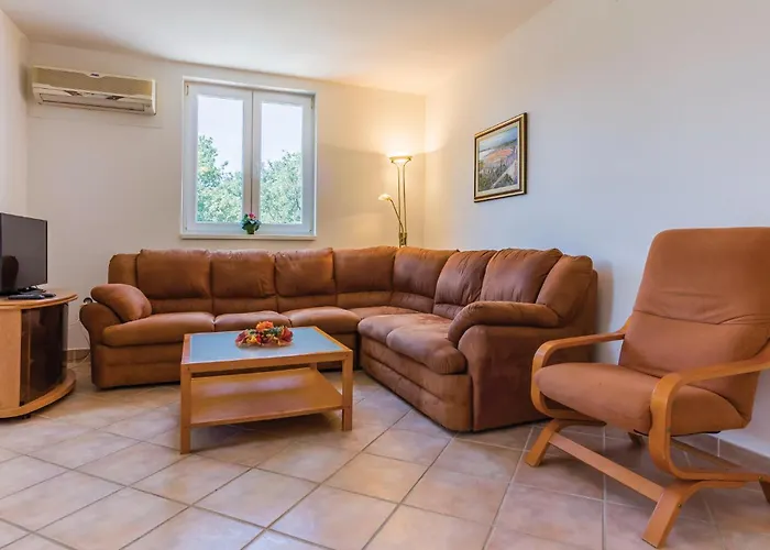 Brajdine 75,app Vi Μεντουλίν